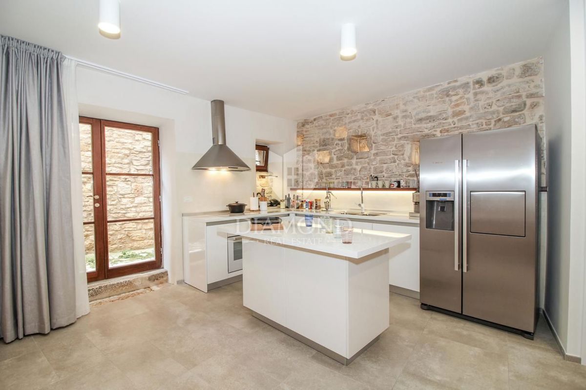 Hiša Rovinj, 260m2