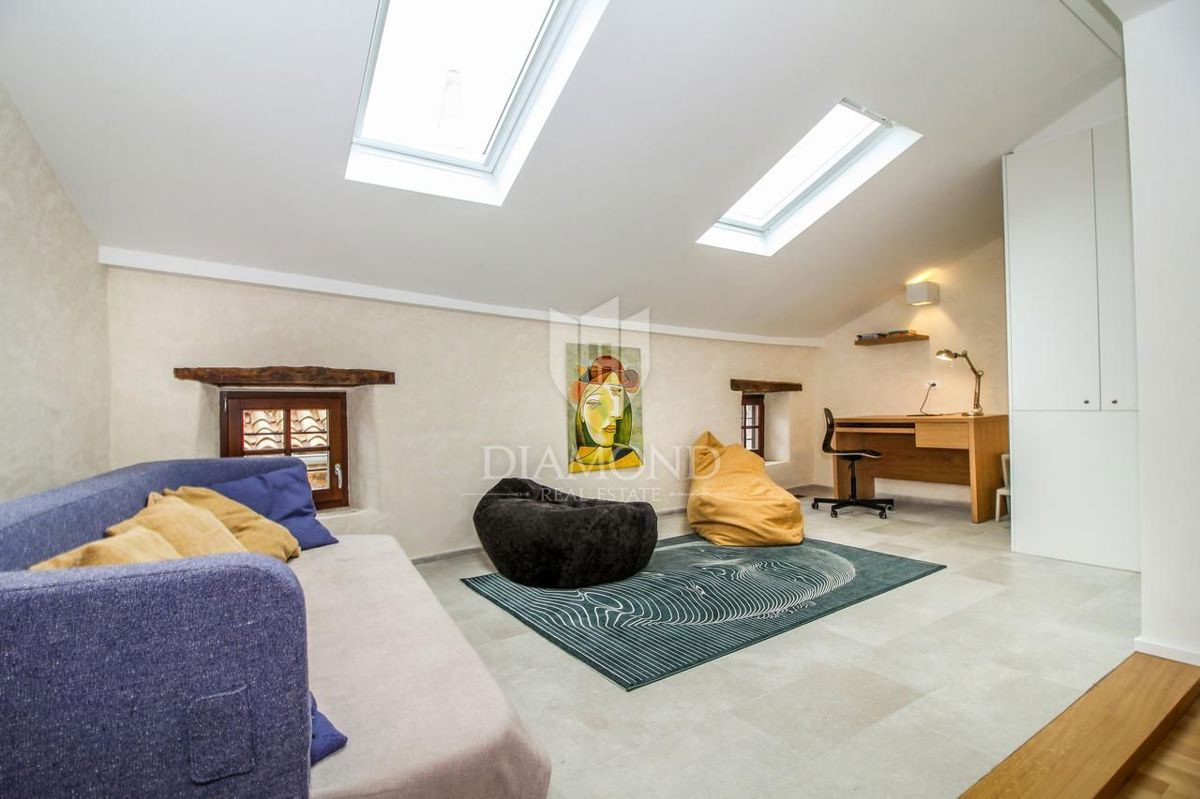 Hiša Rovinj, 260m2