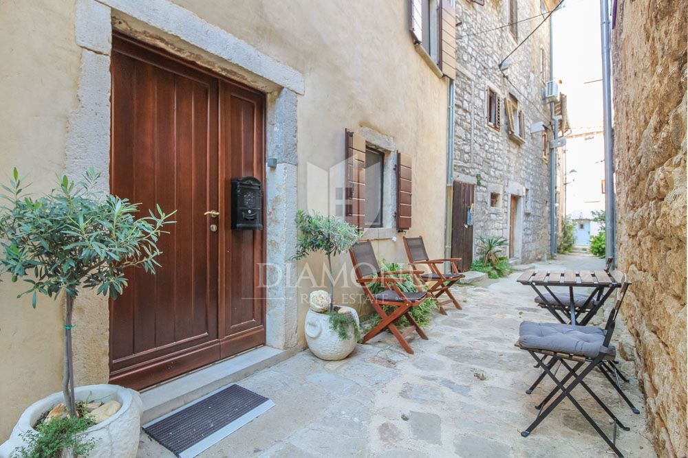 Hiša Rovinj, 260m2