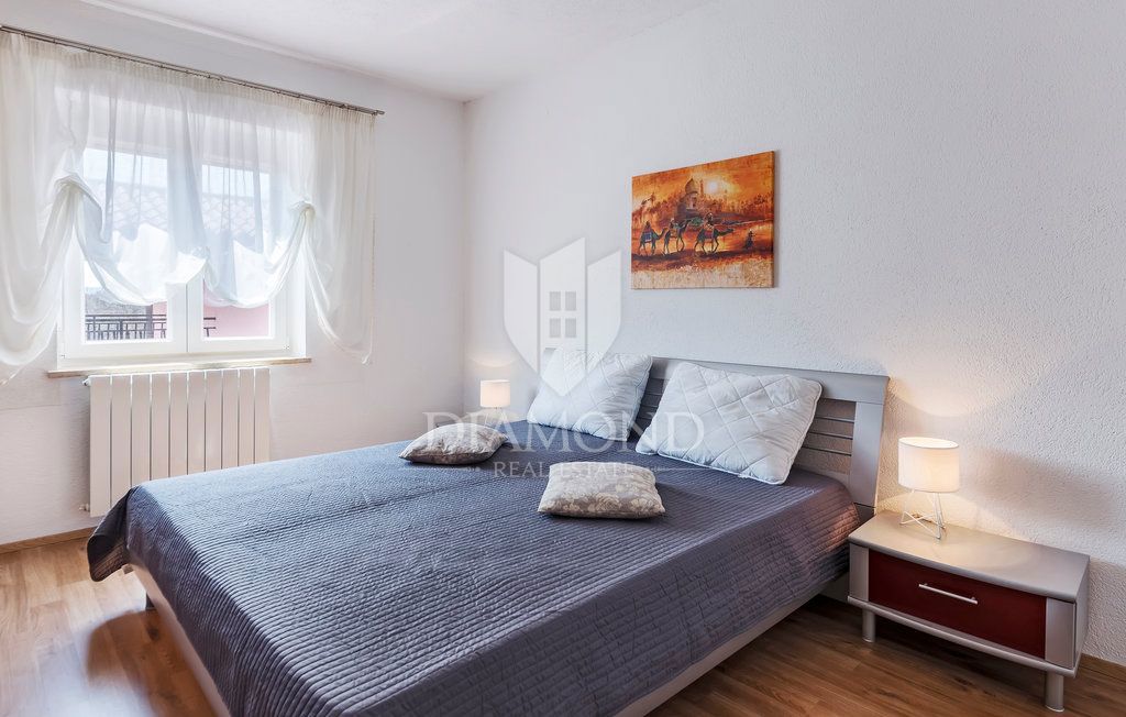 Labin, dve počitniški hiši z bazenoma