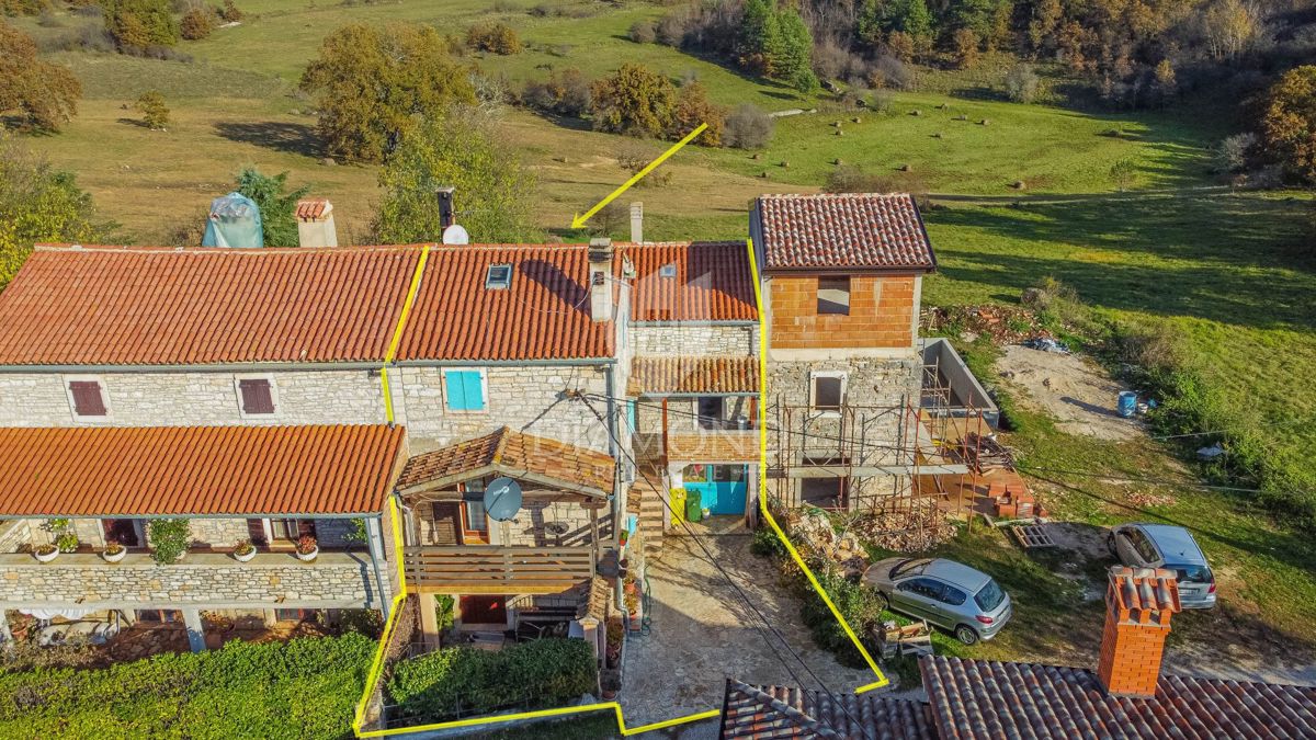 Grožnjan, okolica! Čudovita istrska kamnita hiša!