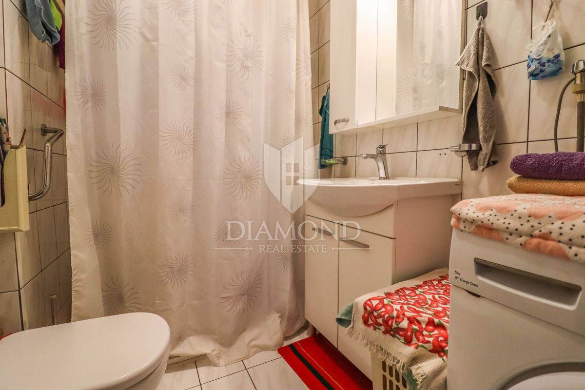 Rovinj, stanovanje korak stran od starega mestnega jedra