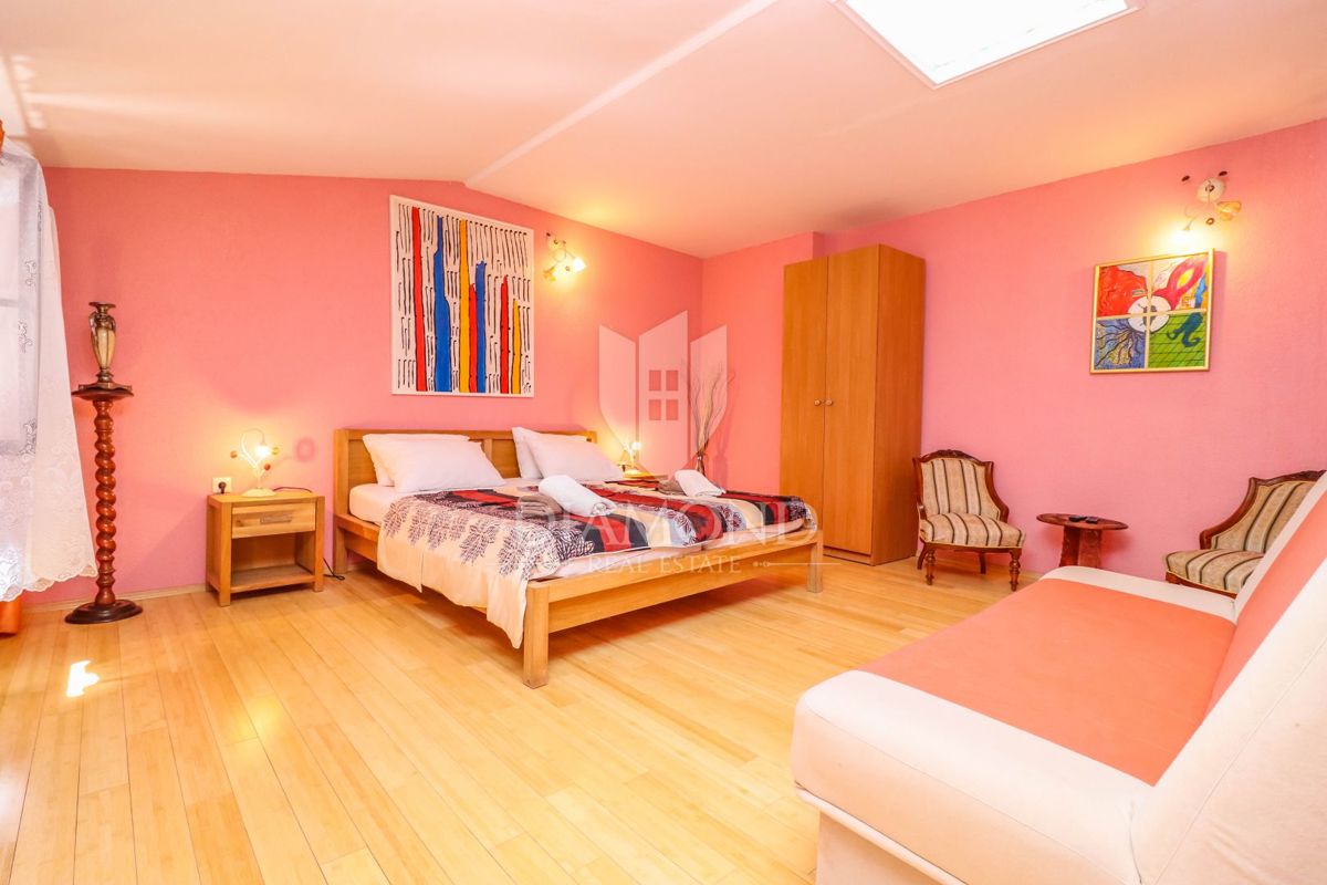 Rovinj, center, atraktivna hiša v stari mestni ulici