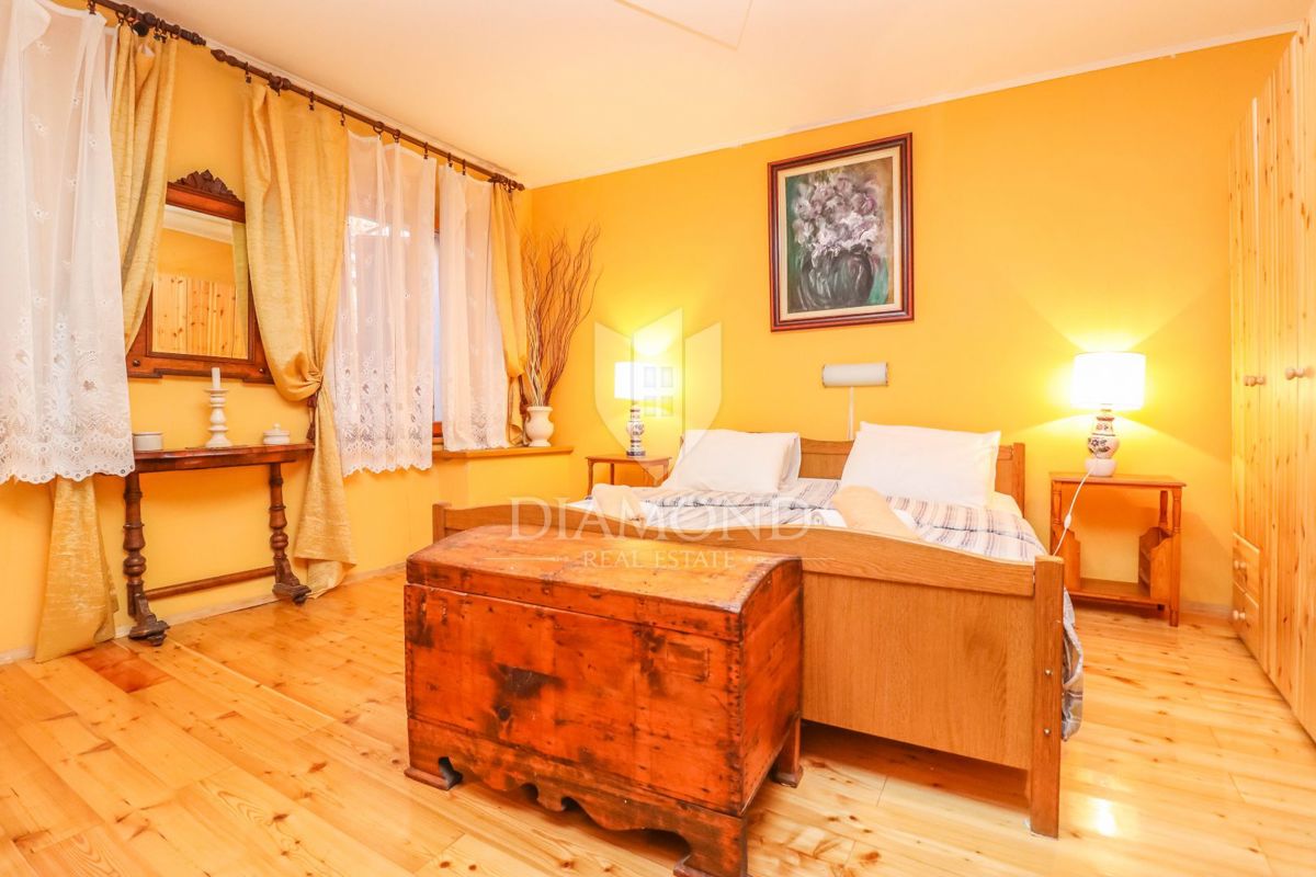 Rovinj, center, atraktivna hiša v stari mestni ulici