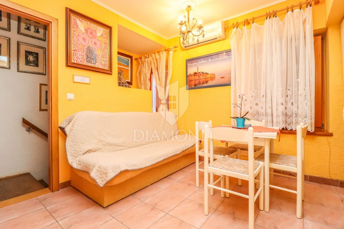 Rovinj, center, atraktivna hiša v stari mestni ulici