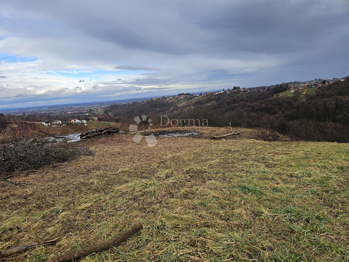 Zemljišče Seketin, Sveti Ilija, 3.918m2