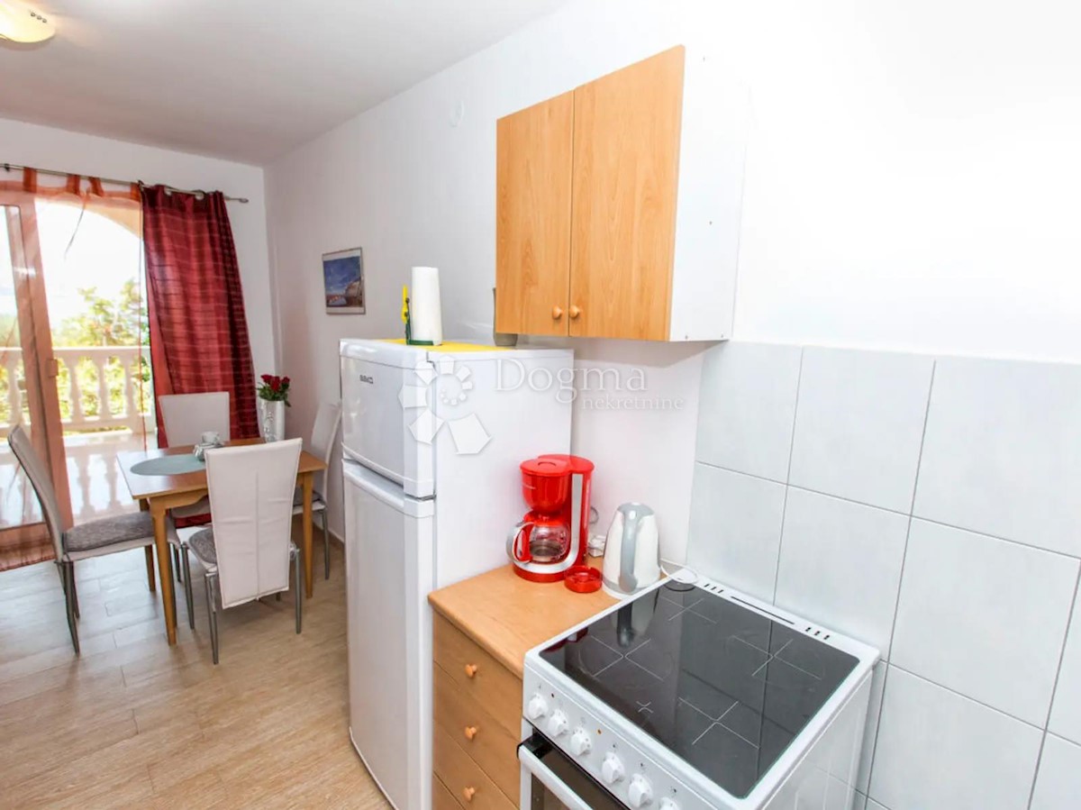 Apartma Karlobag, 65,80m2