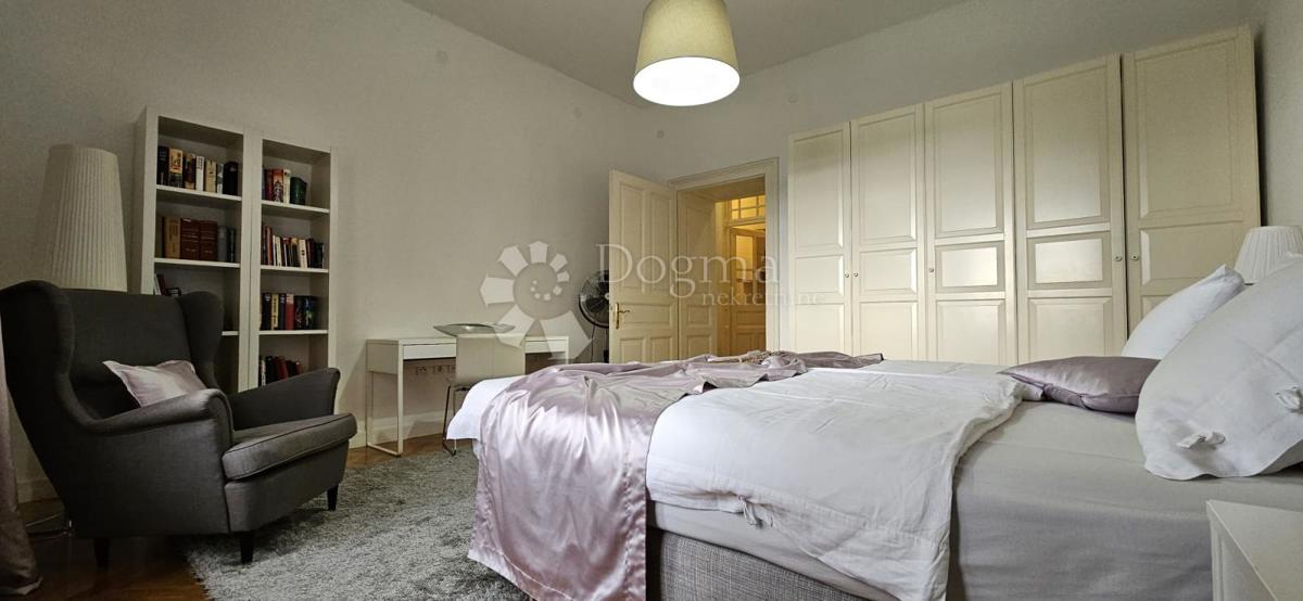 Stanovanje Centar, Pula, 76,50m2