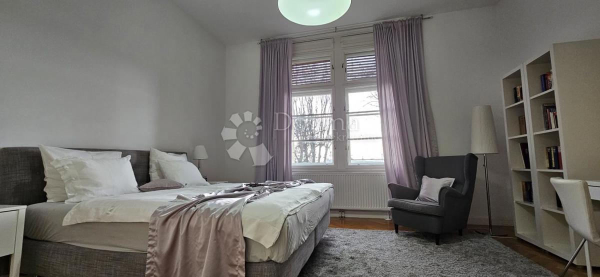 Stanovanje Centar, Pula, 76,50m2