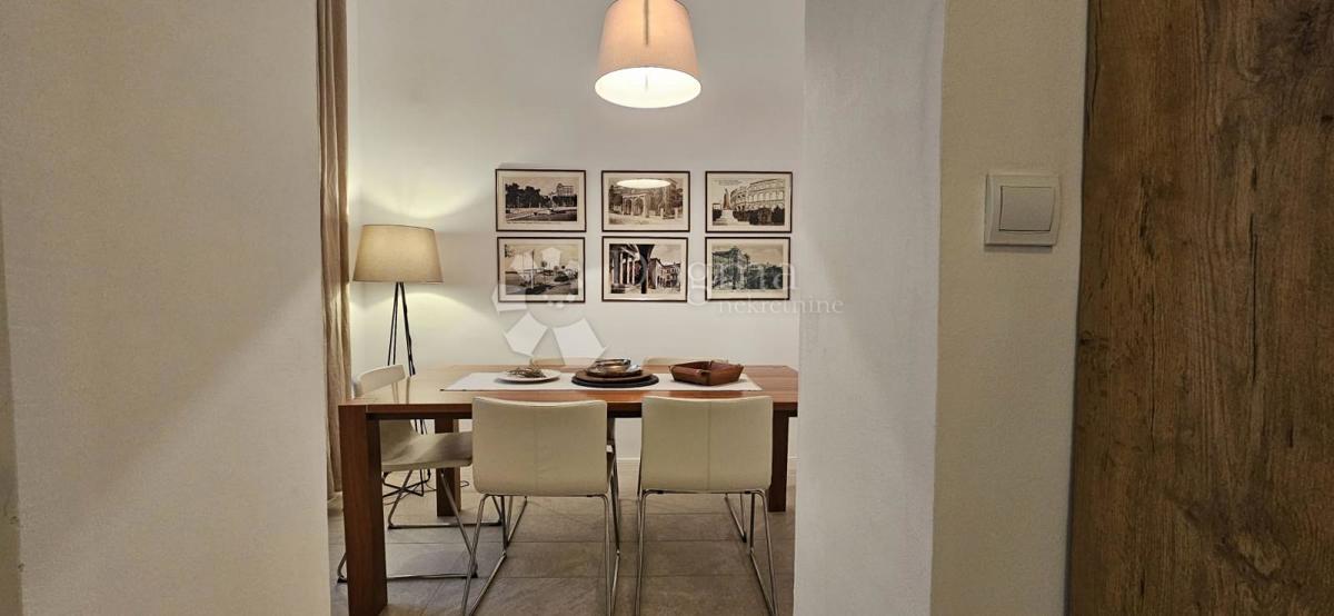 Stanovanje Centar, Pula, 76,50m2