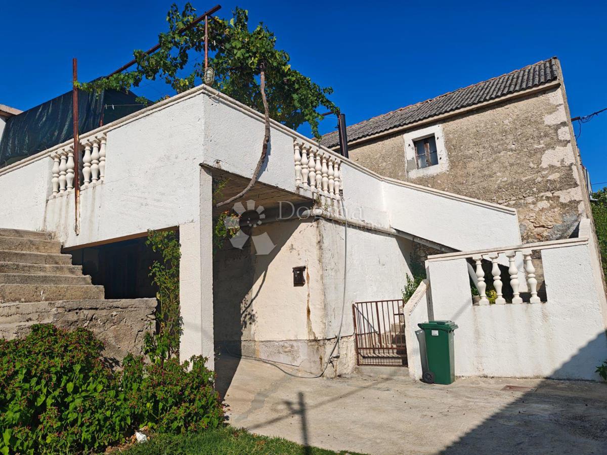 Hiša Ljubač, Ražanac, 142m2