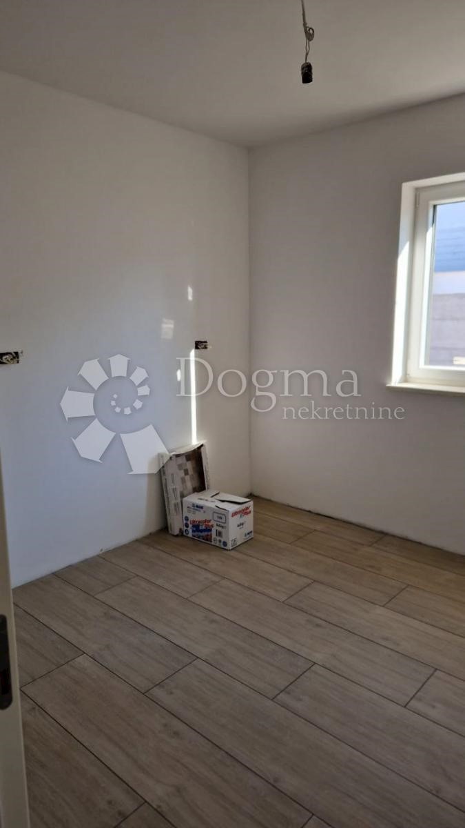 Hiša Labin, 140m2