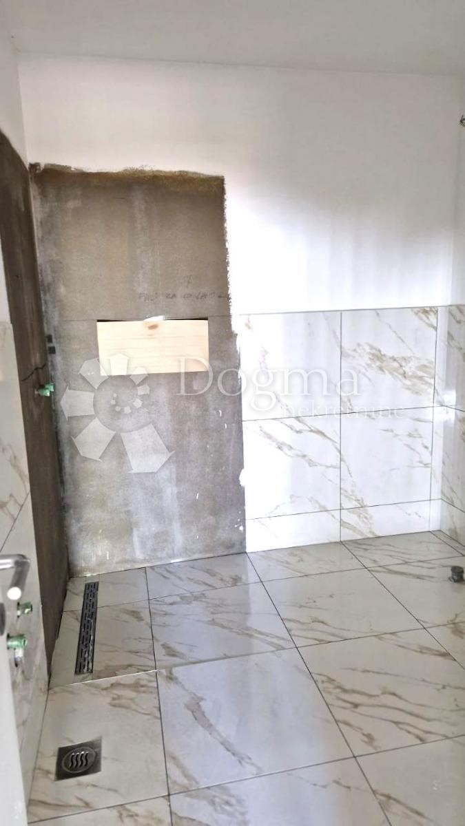 Hiša Labin, 140m2