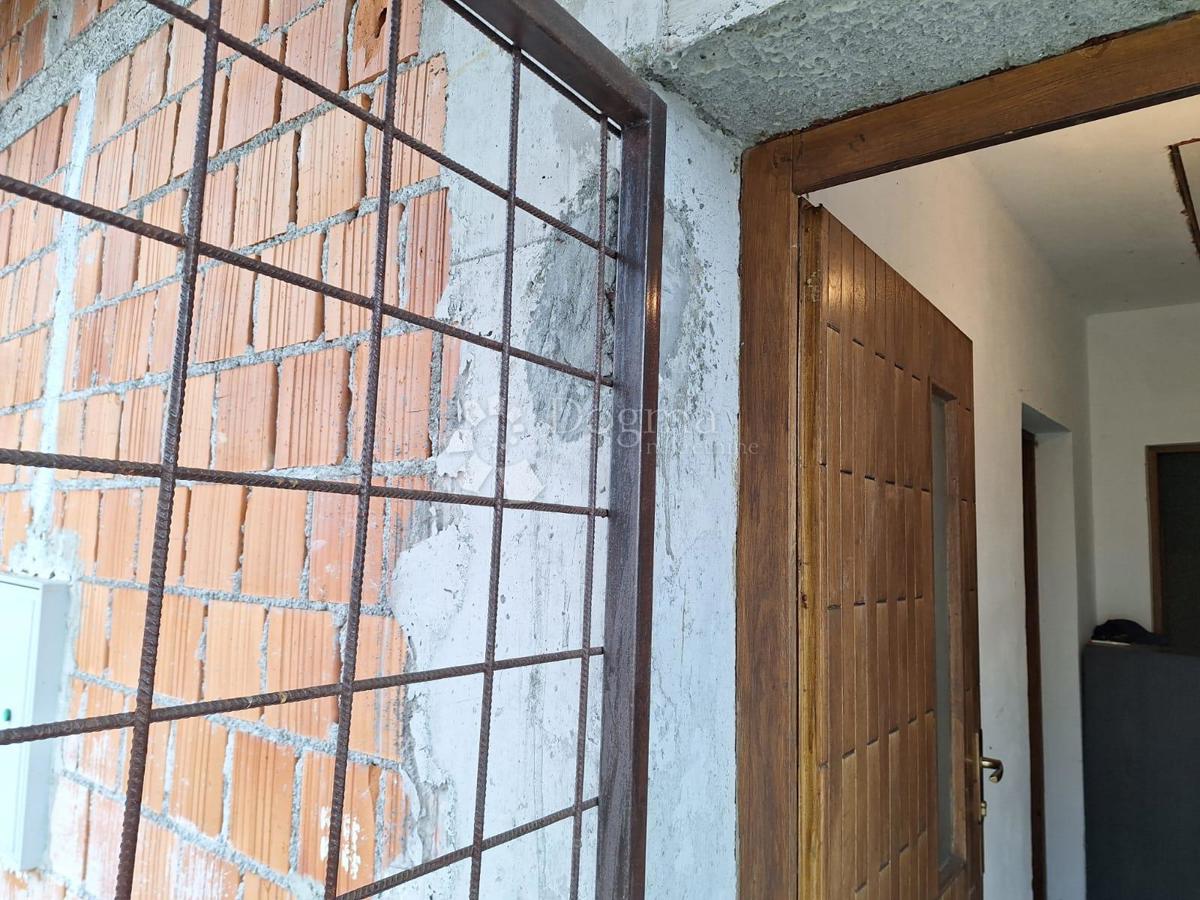 Hiša Bović, Gvozd, 100m2