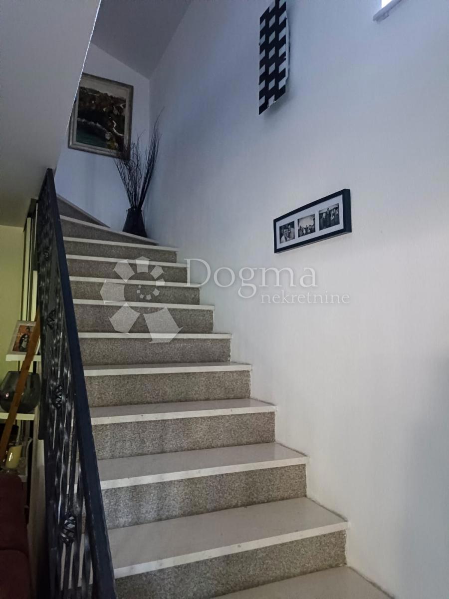 Hiša Sveti Kuzam, Rijeka, 100m2