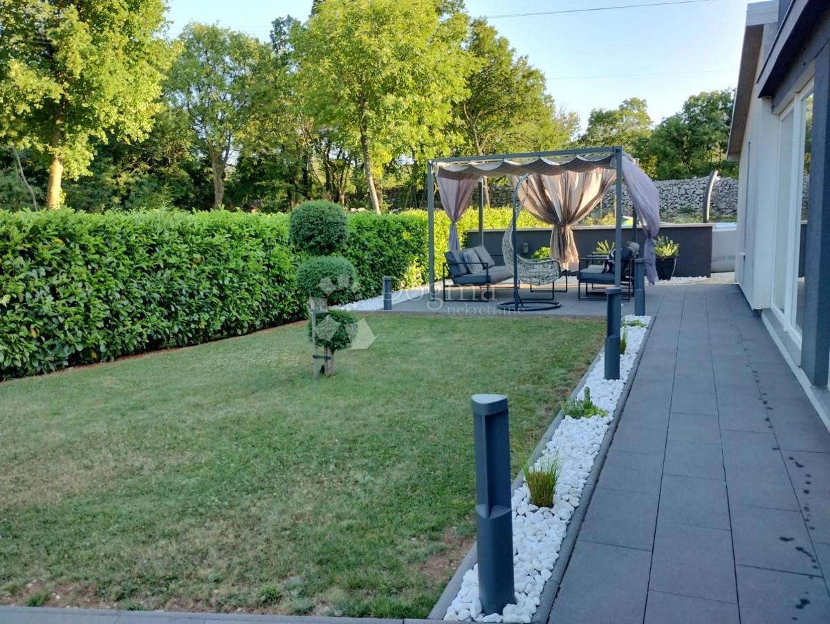 Hiša Sveti Kuzam, Rijeka, 100m2