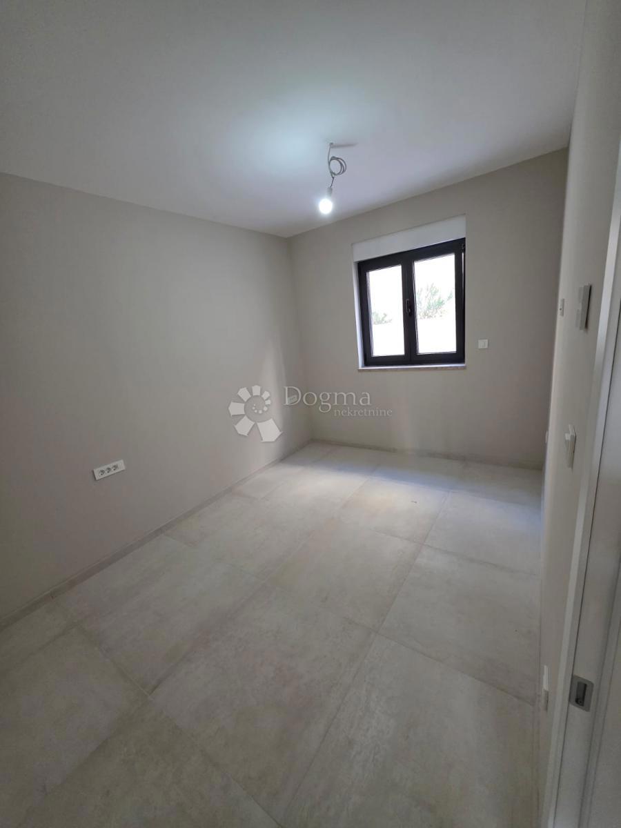 Stanovanje Rogoznica, 66,80m2