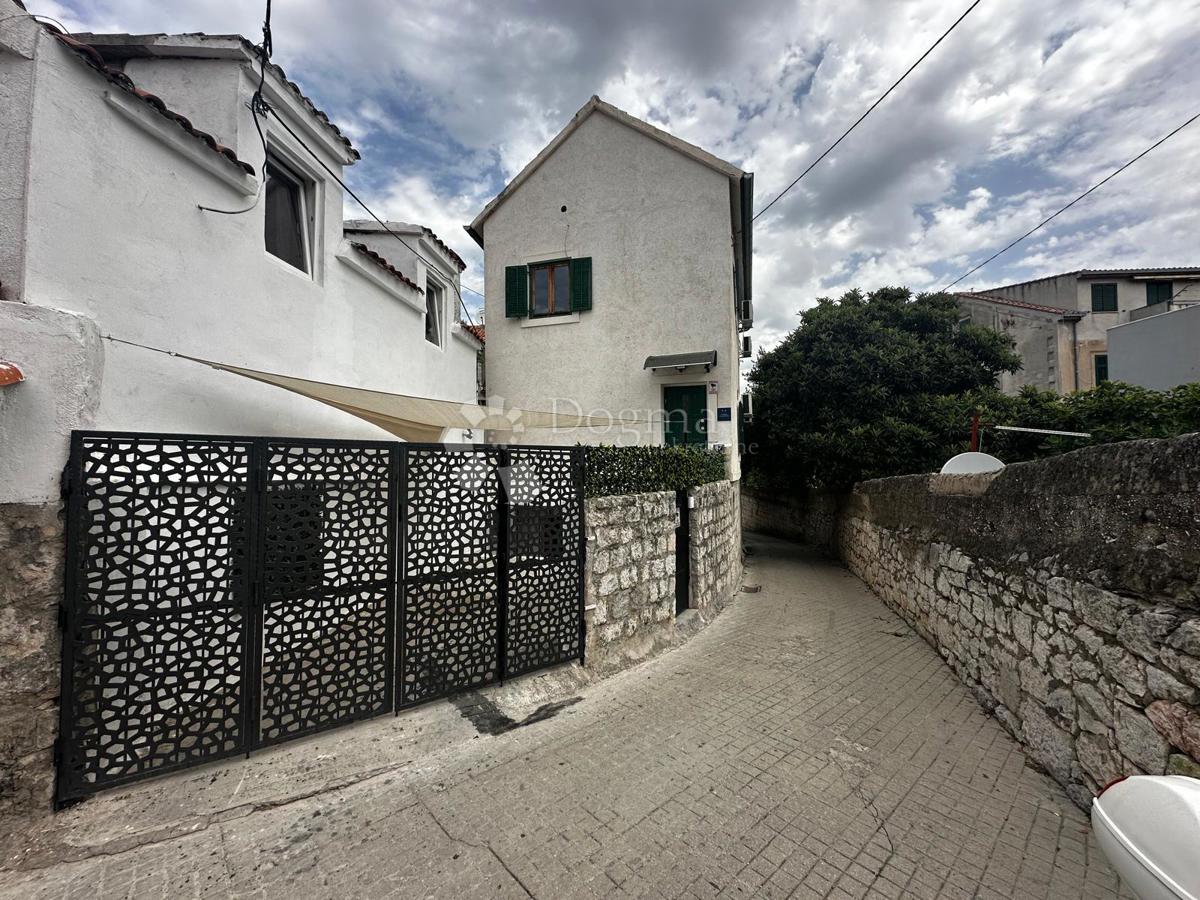 Stanovanje Varoš, Split, 71,74m2