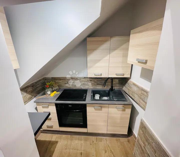 Stanovanje Varoš, Split, 71,74m2