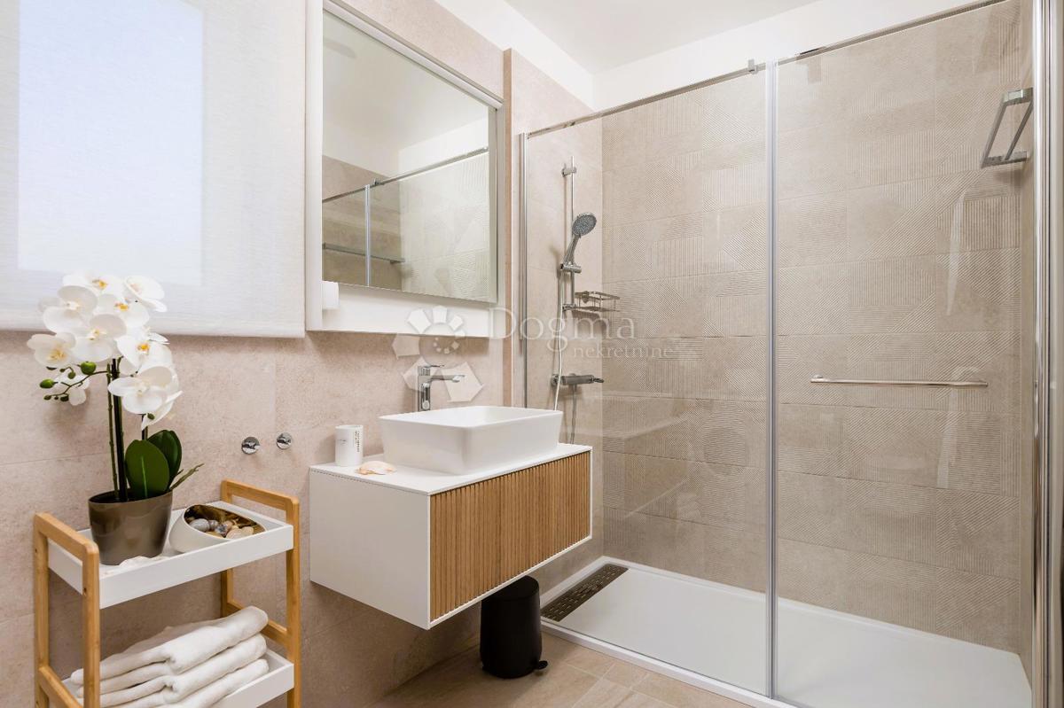 Stanovanje Ičići, Opatija - Okolica, 121,70m2