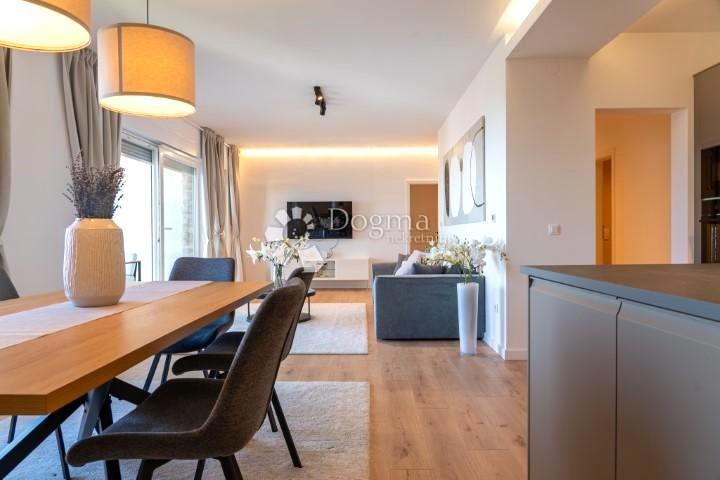 Stanovanje Ičići, Opatija - Okolica, 121,70m2