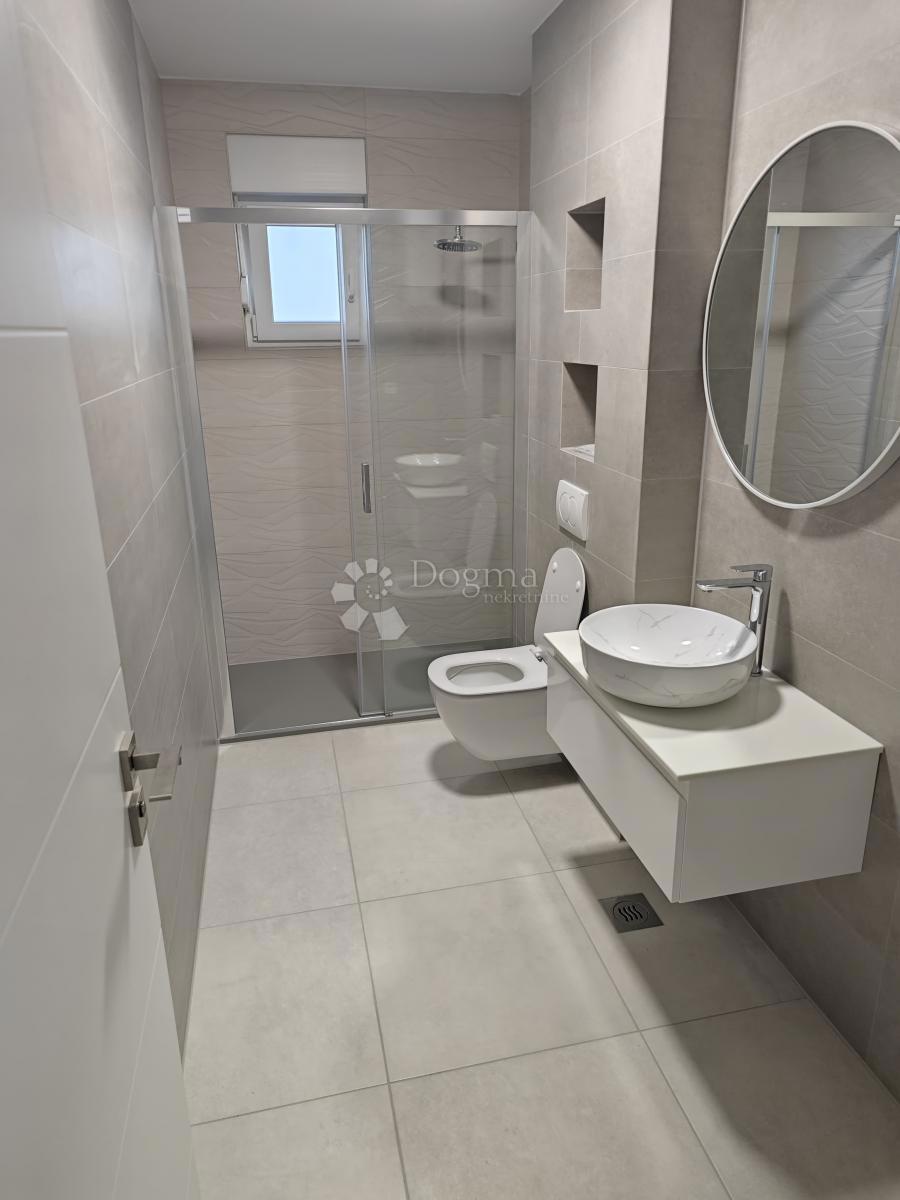 Apartma Novalja, 60m2
