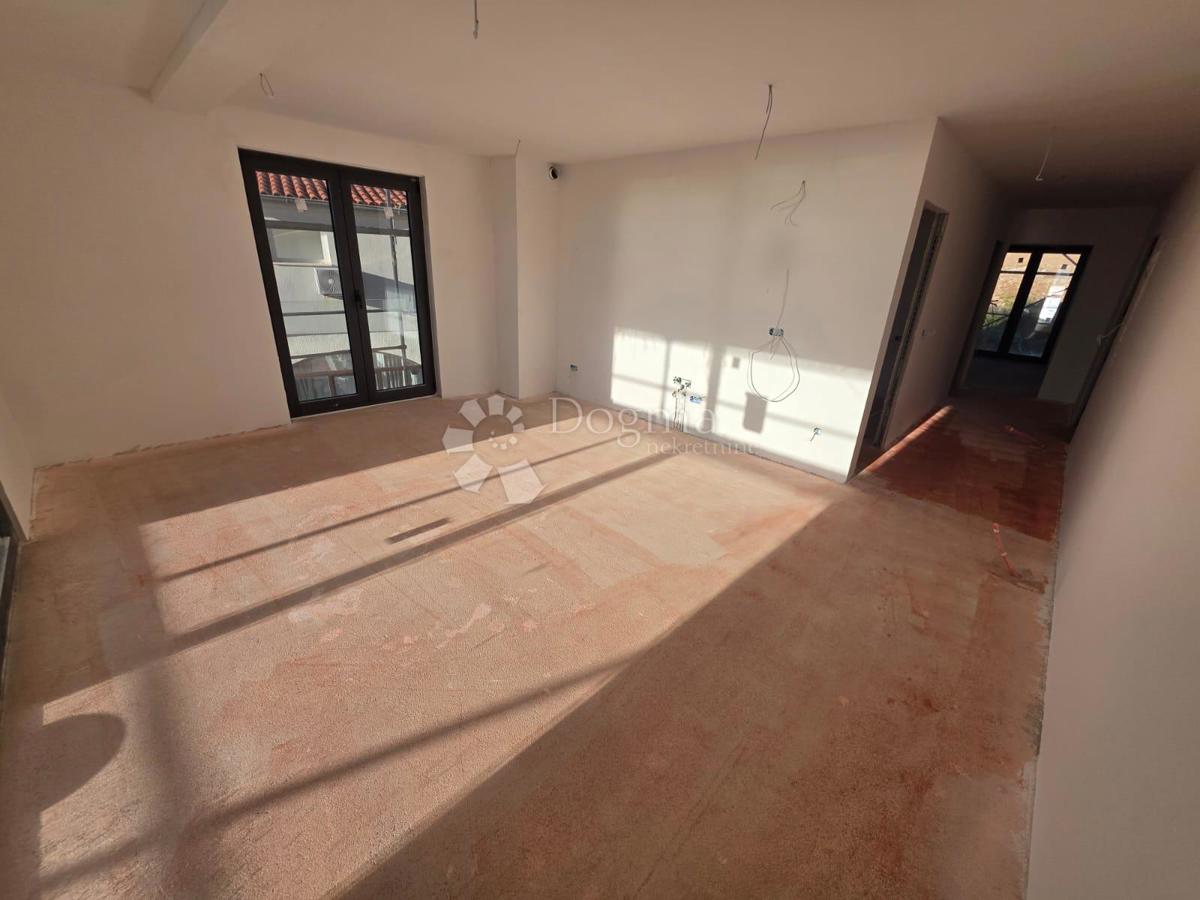 Stanovanje Primošten, 70.56 m2