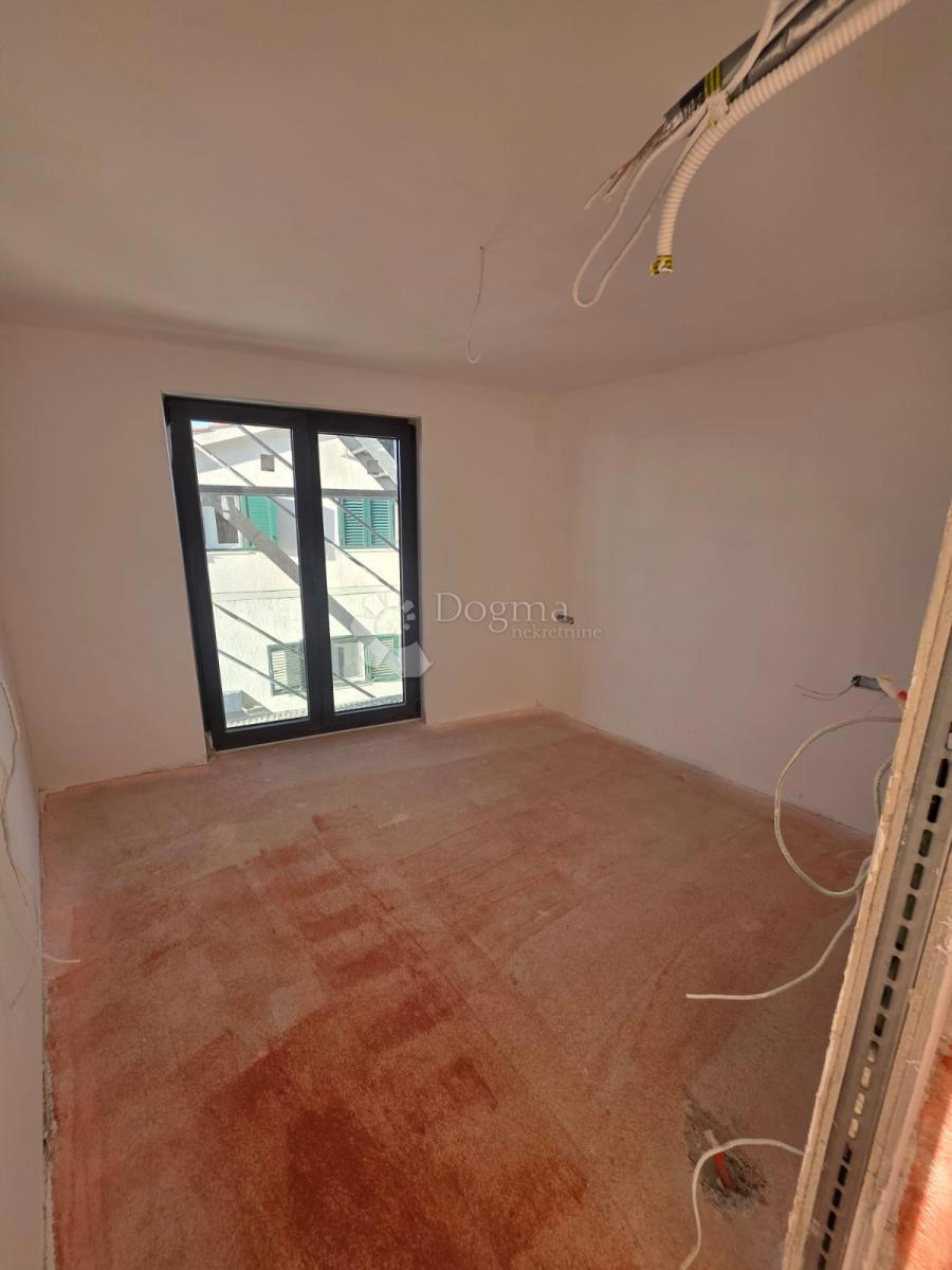 Stanovanje Primošten, 70.56 m2