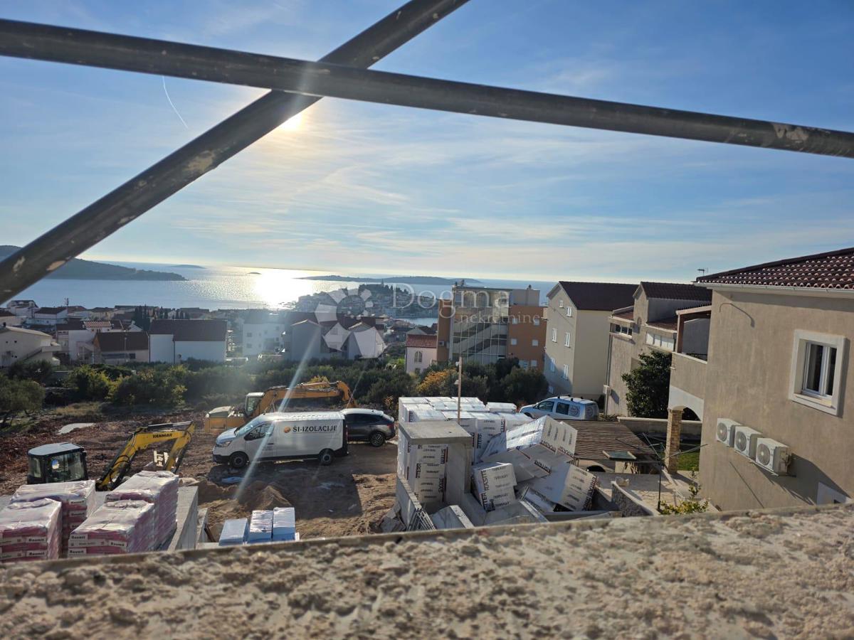 Stanovanje Primošten, 70.56 m2