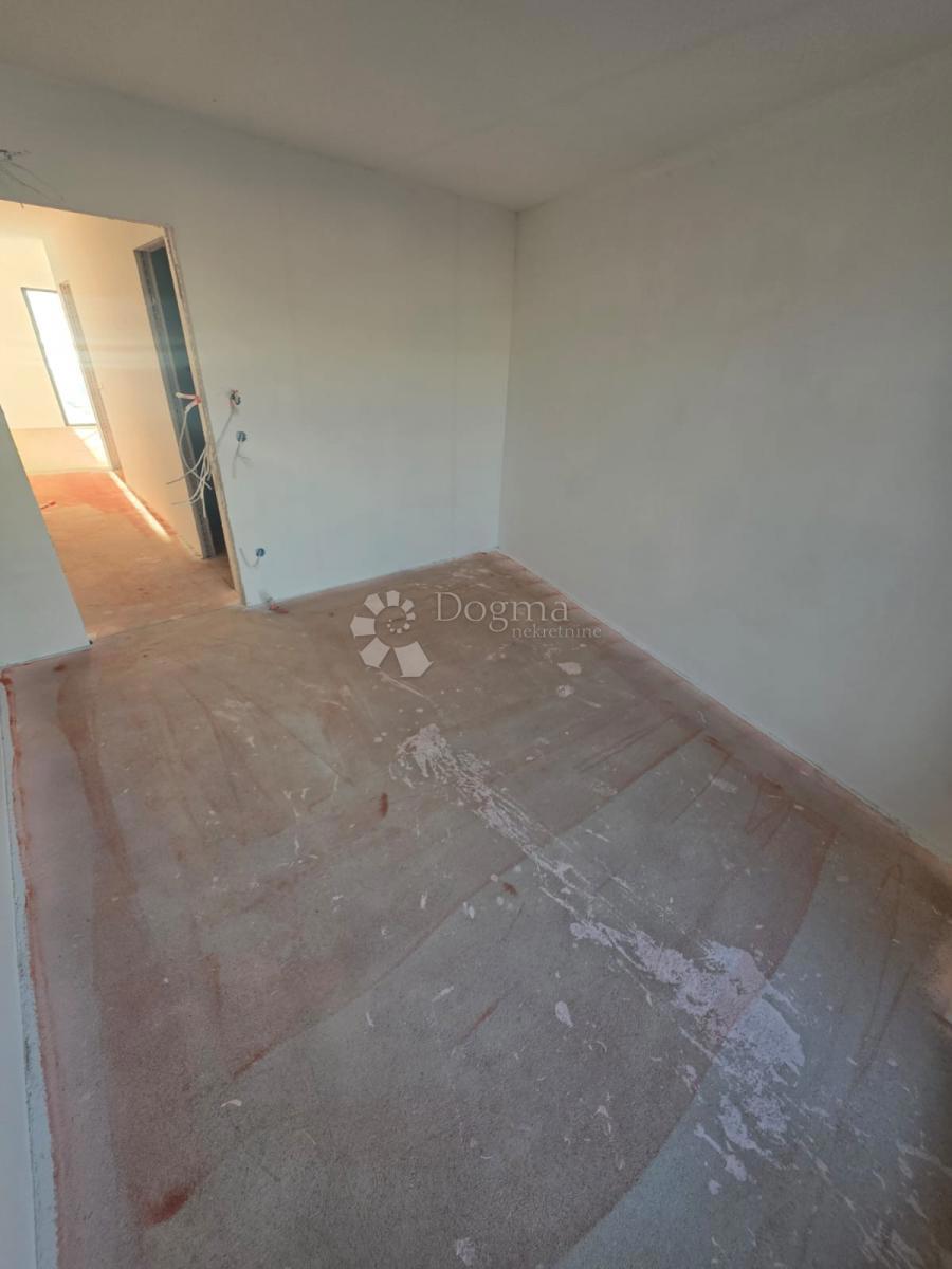 Stanovanje Primošten, 70.56 m2