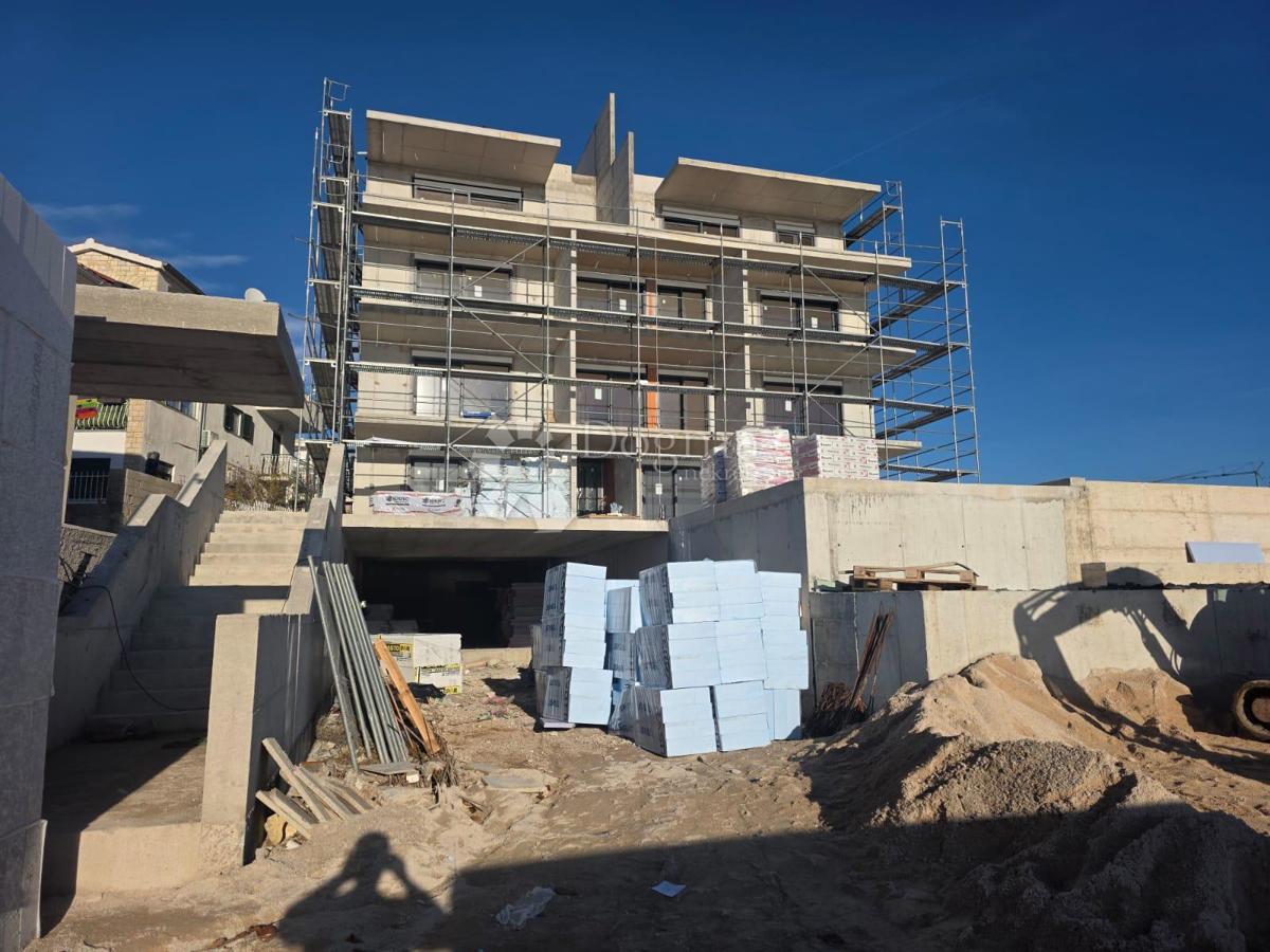 Stanovanje Primošten, 70.56 m2