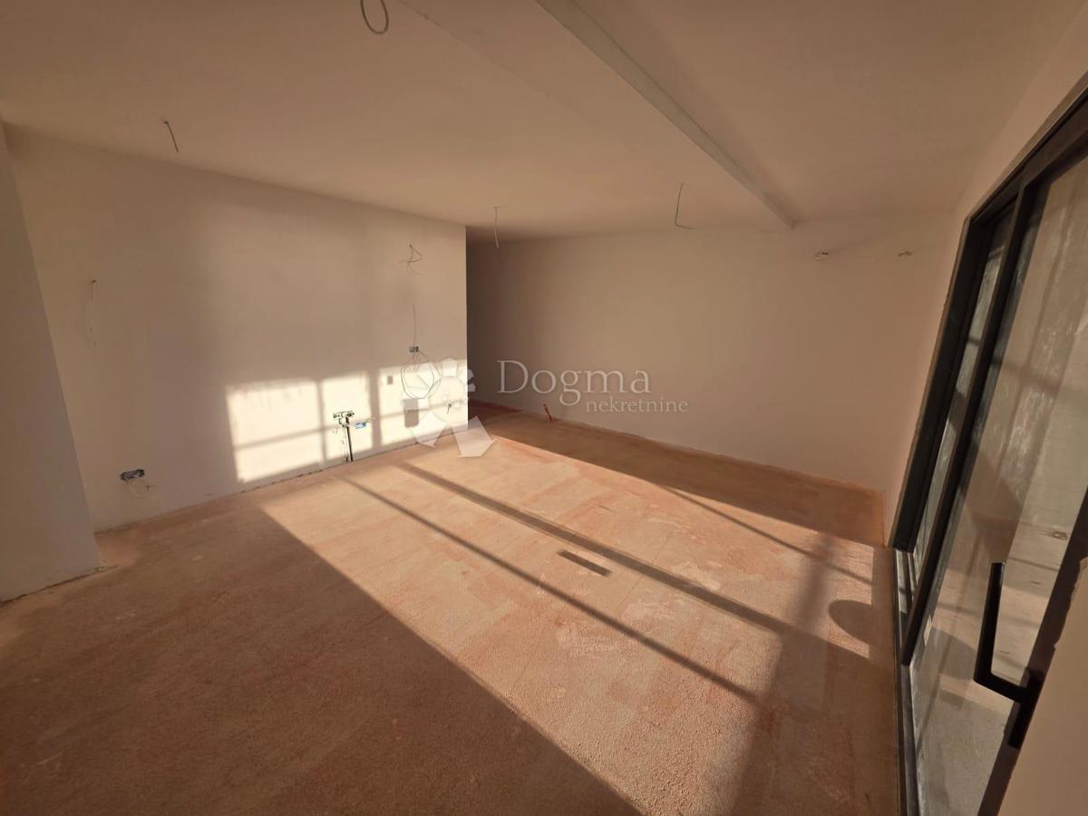 Stanovanje Primošten, 70.56 m2