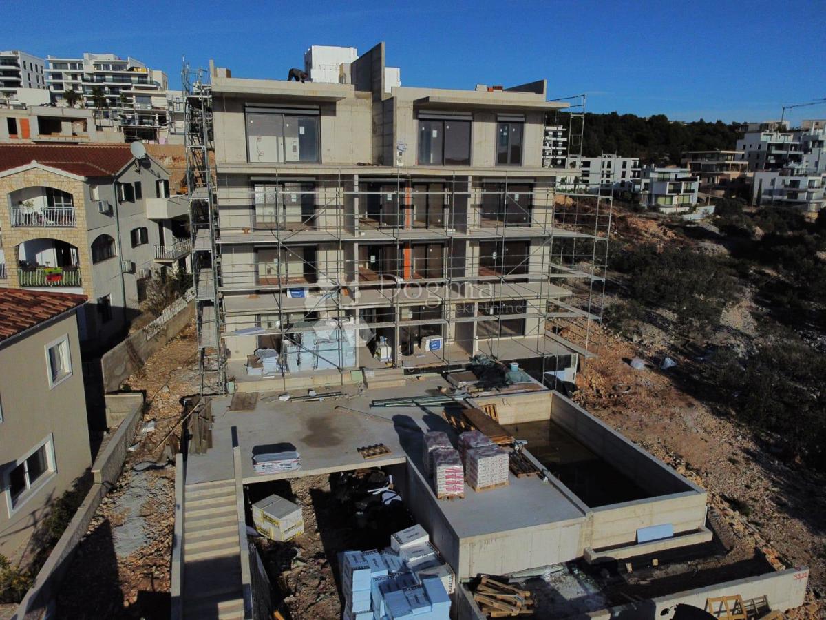 Stanovanje Primošten, 70.56 m2