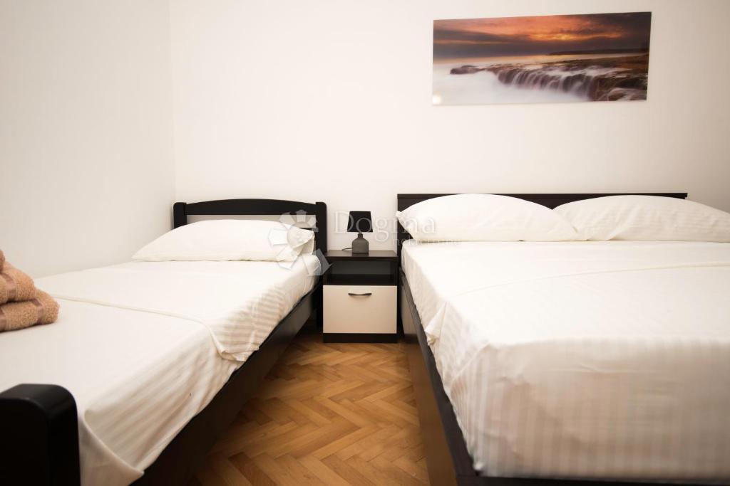 Hiša Kanica, Rogoznica, 360m2