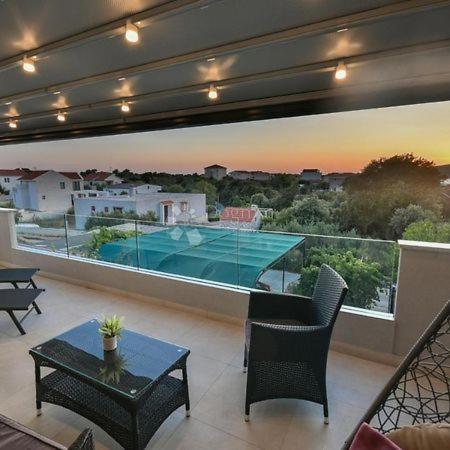 Hiša Kanica, Rogoznica, 360m2