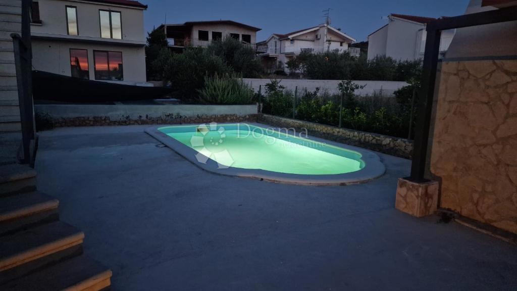 Hiša Kanica, Rogoznica, 360m2