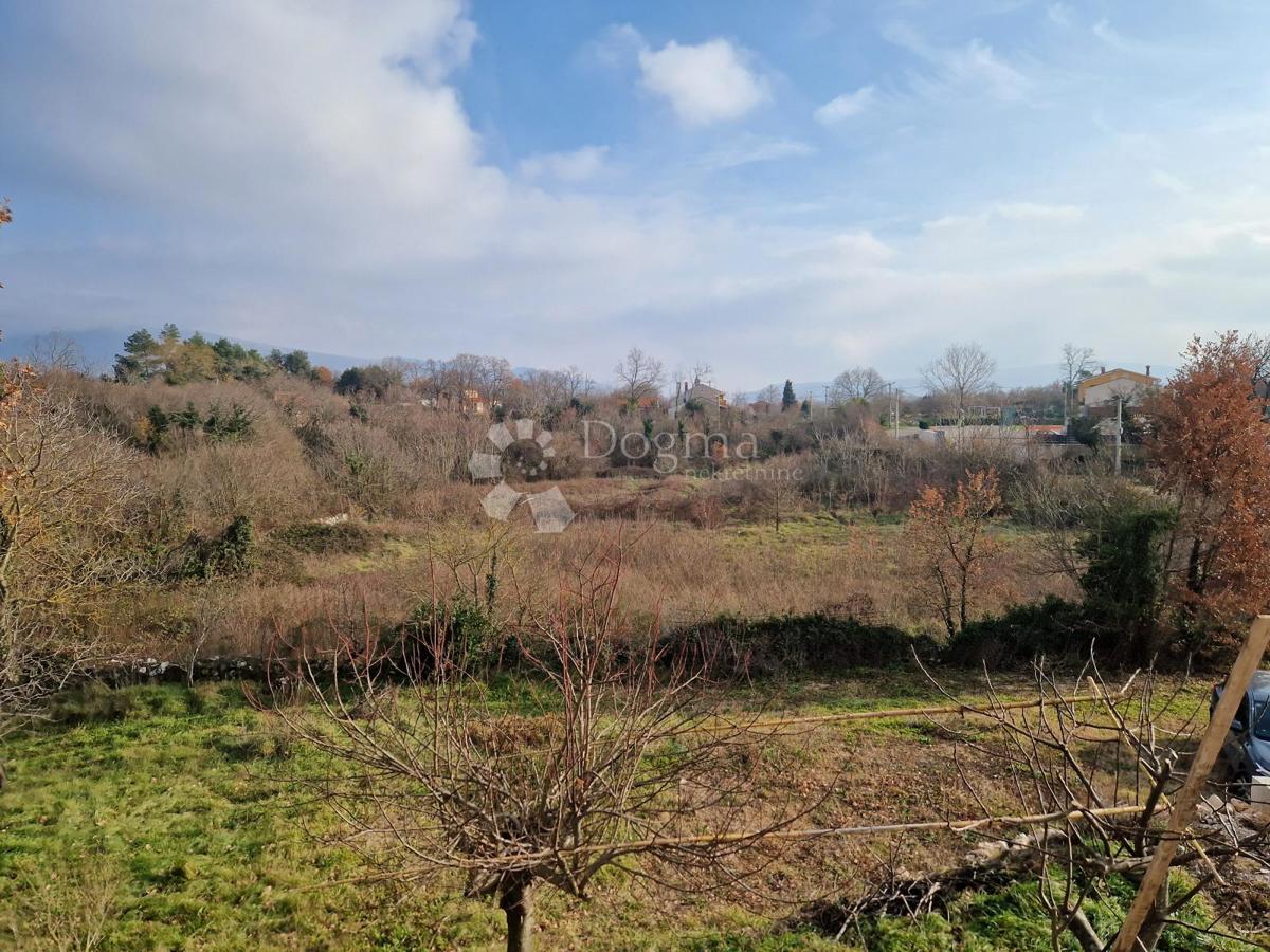 Zemljišče Labin, 1.800m2