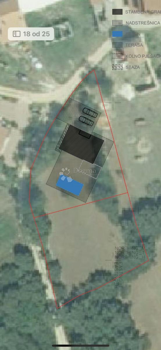 Zemljišče z gradbenim dovoljenjem - 863 m2