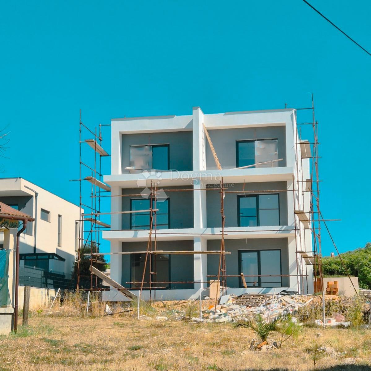Stanovanje Povljana, 57m2