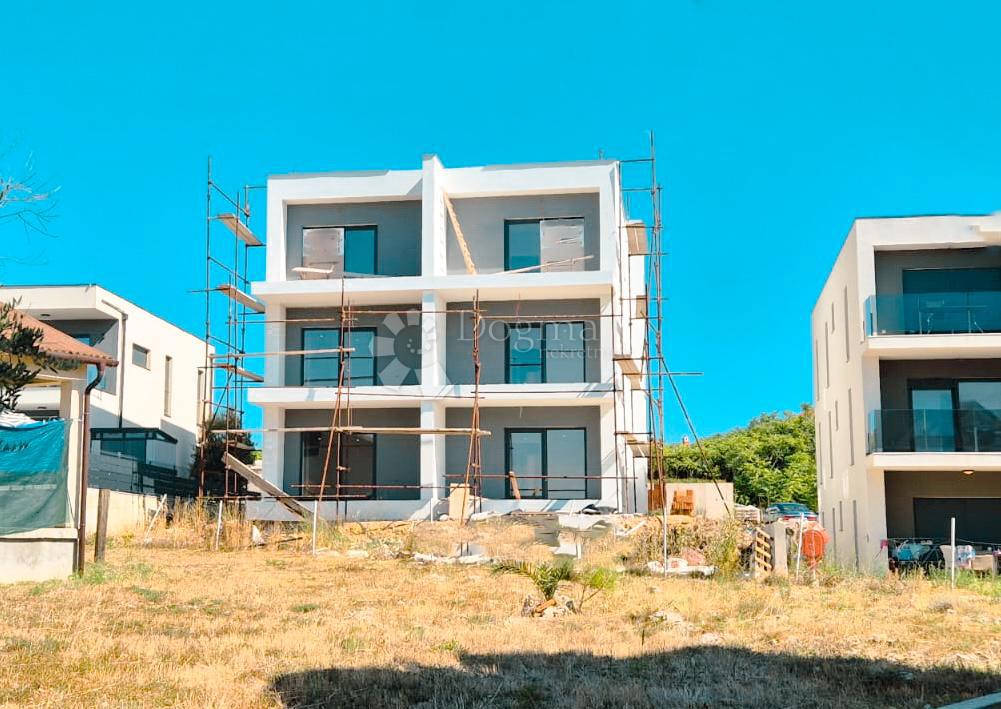 Stanovanje Povljana, 57m2