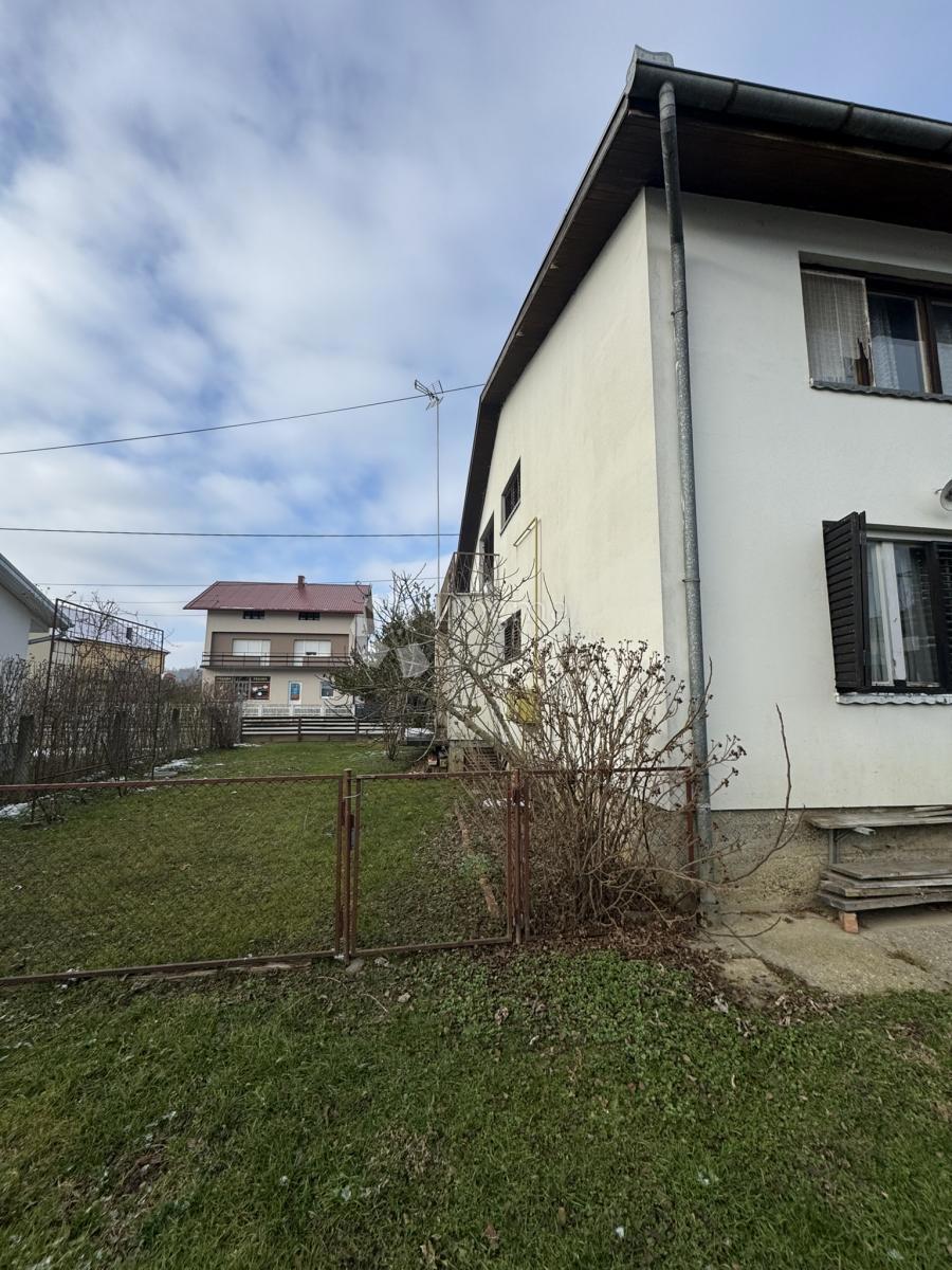 Hiša Veliko Trojstvo, 244m2