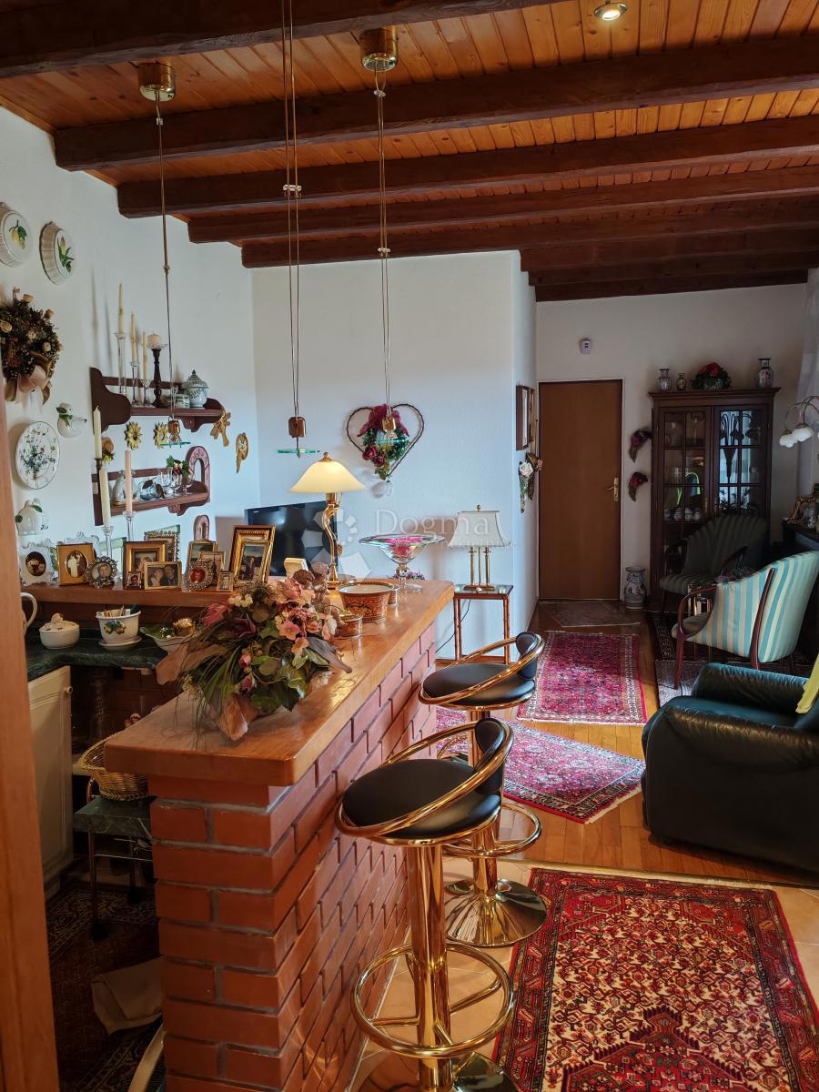 Stanovanje Kostrena Sveta Lucija, Kostrena, 122m2