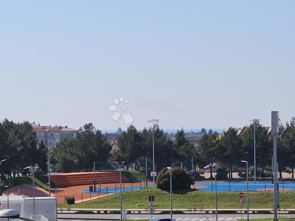 Garsonjera, pritličje, z dvoriščem, novogradnja, Umag