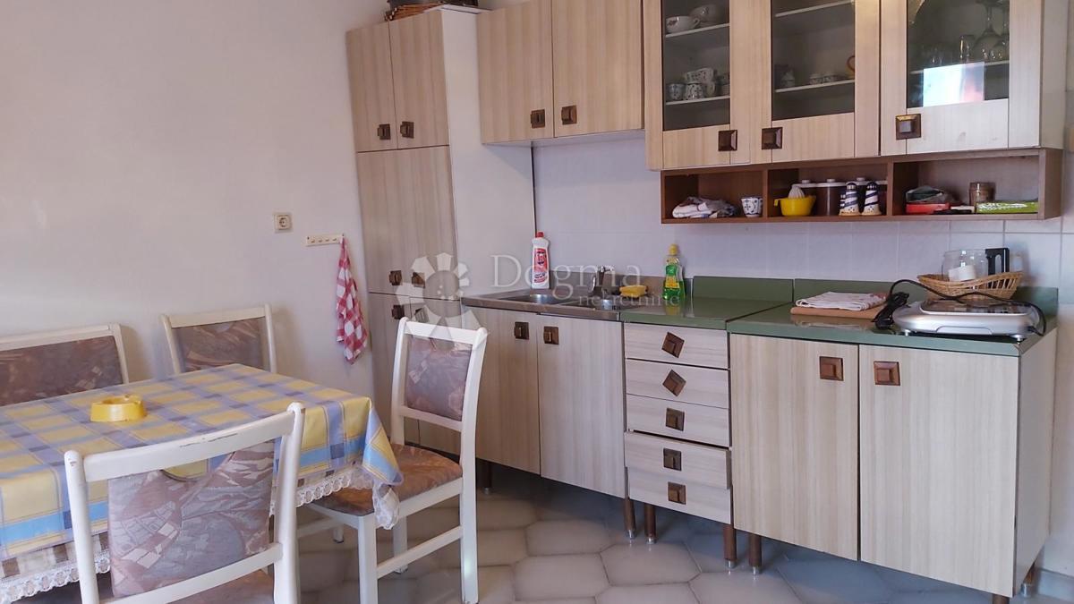Hiša Labin, 300m2