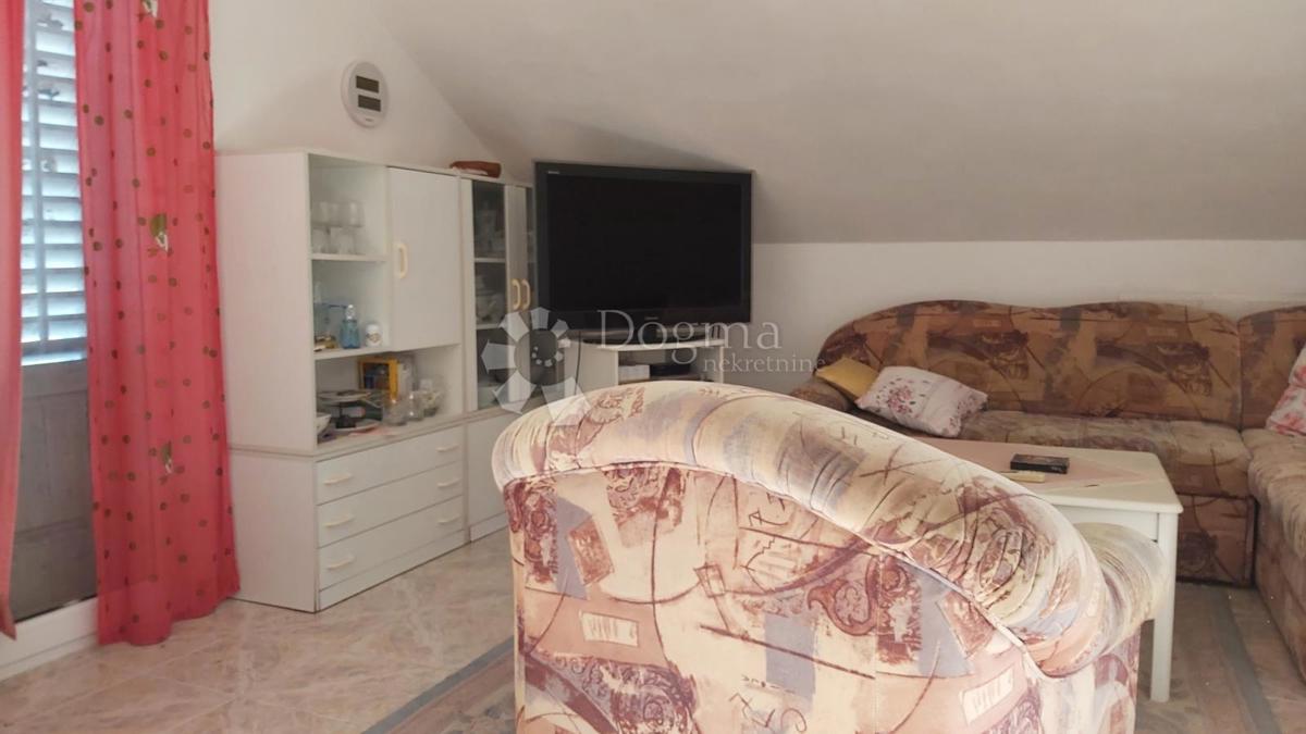 Hiša Labin, 300m2