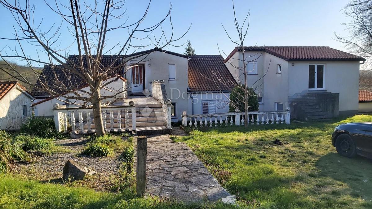 Hiša Labin, 300m2