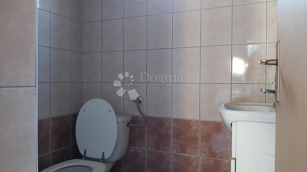 Hiša Labin, 300m2