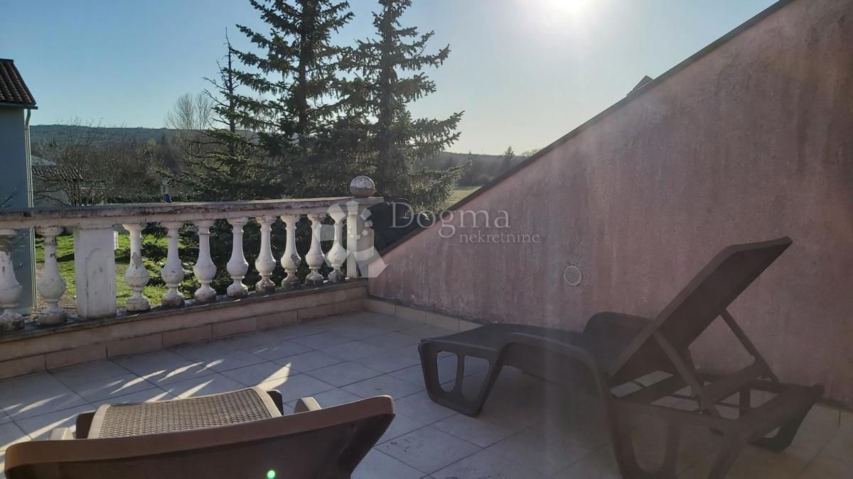 Hiša Labin, 300m2