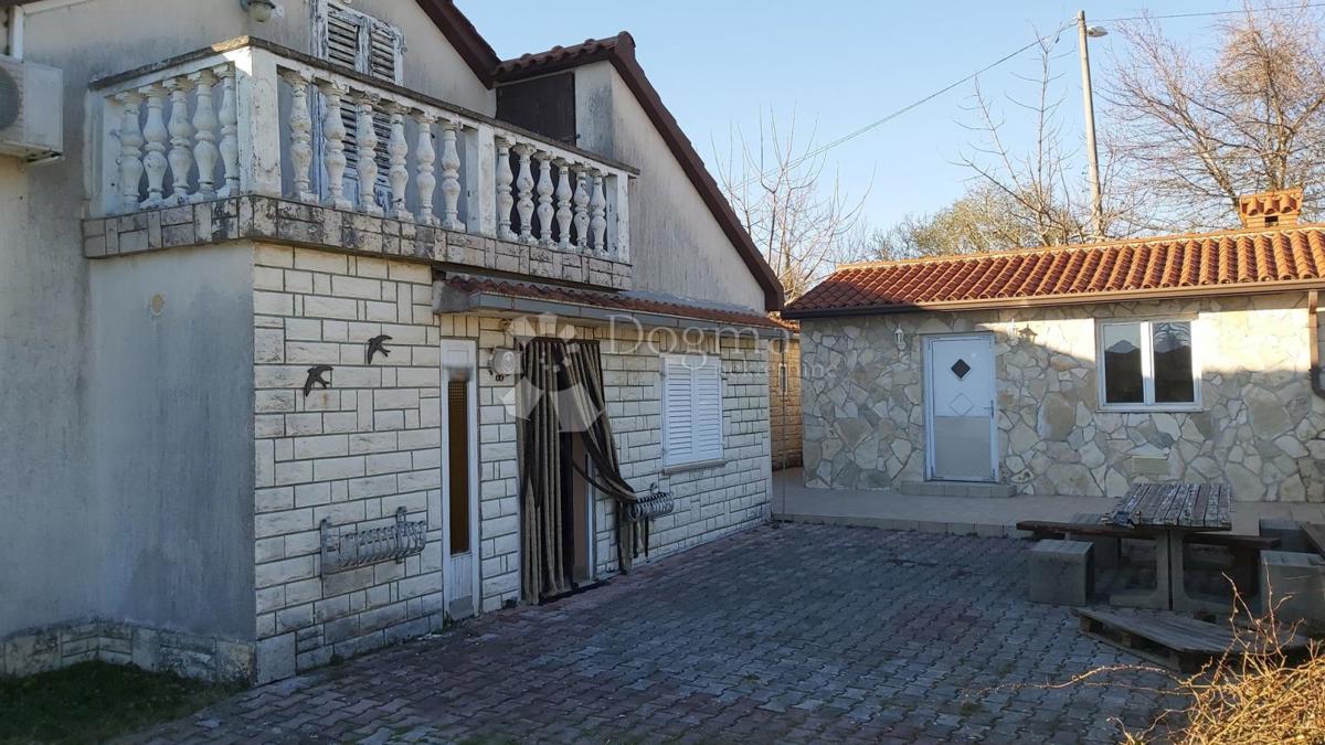 Hiša Labin, 300m2