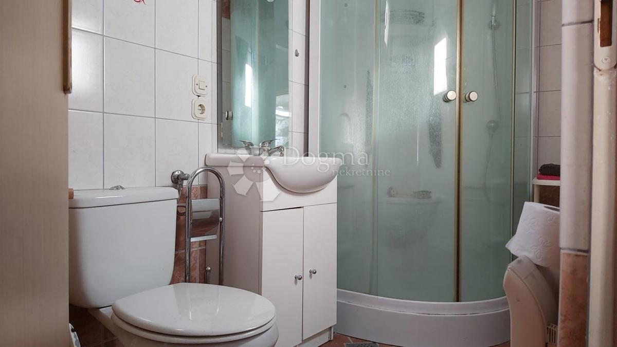 Hiša Labin, 300m2